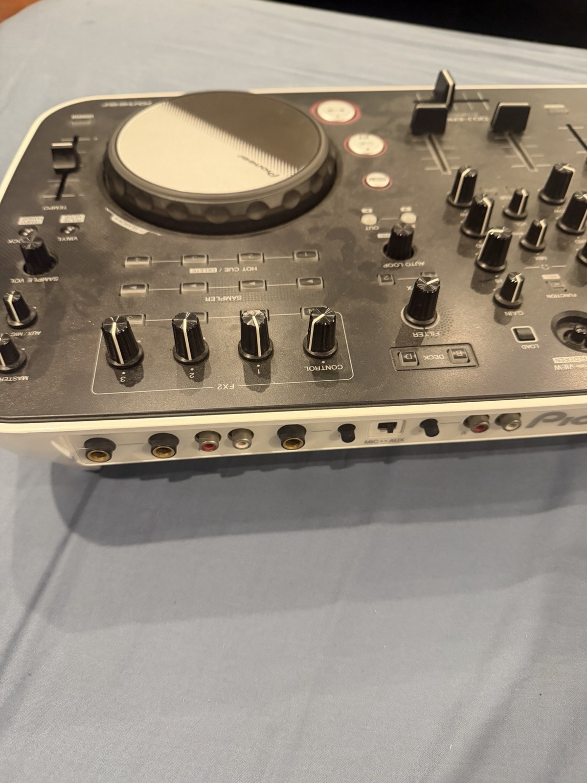 Pioneer DJ DDJ-ERGO-V 2-Channel DJ Controller Digital Controller