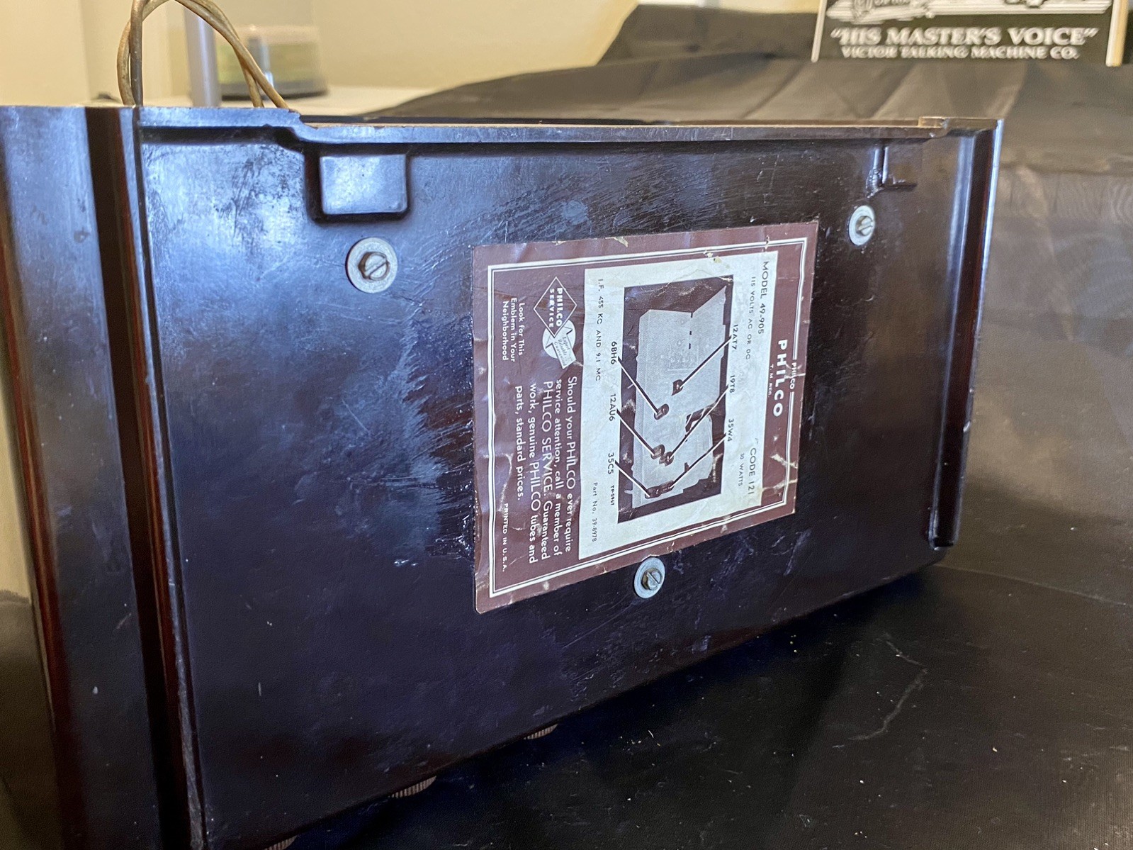 Vintage audiophile PHILCO model 49-905 Vacuum tube radio made in USA #0140