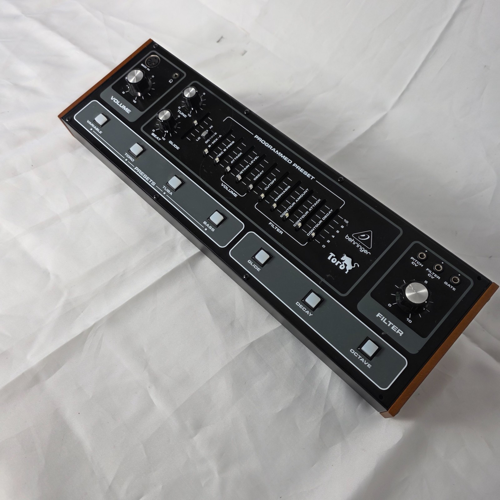 Behringer Toro Classic Analog Bass Synthesizer Module/Taurus Revived - Black
