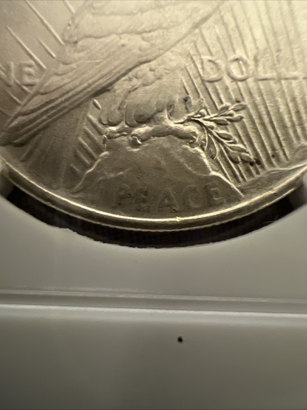 1922-P PEACE SILVER DOLLAR