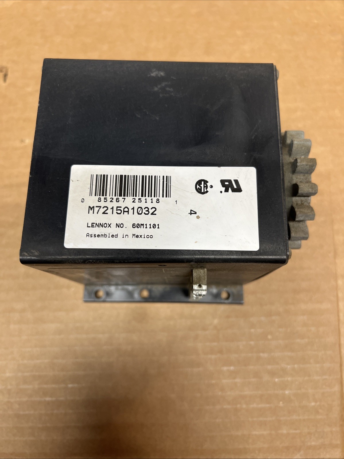 HONEYWELL M7215A1032 Lennox 60M1101 ECONOMIZER DAMPER ACTUATOR