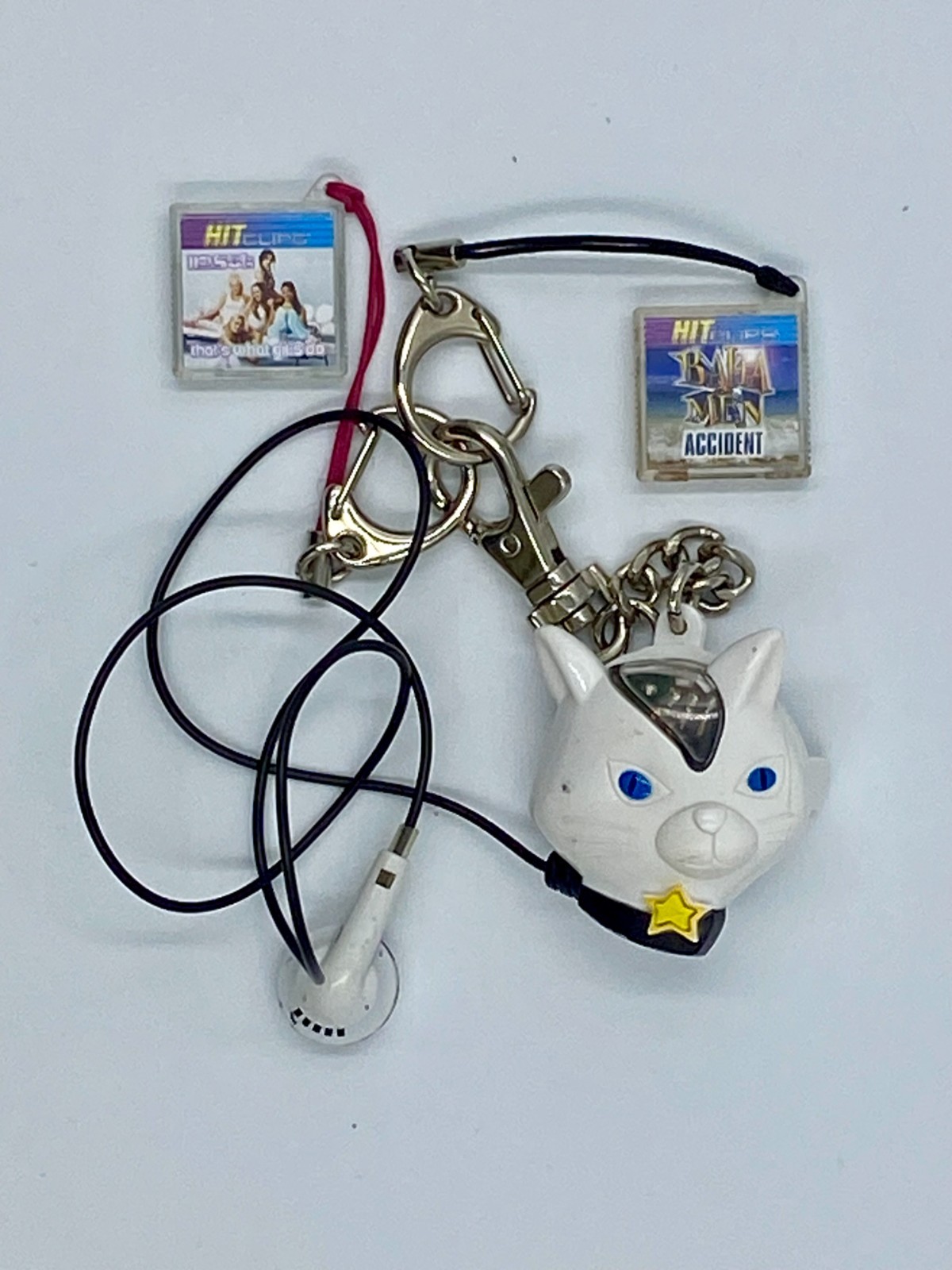 Vintage HitClips Portable “Kitten” Music Player Keychain – 2 Cartridges (2002)