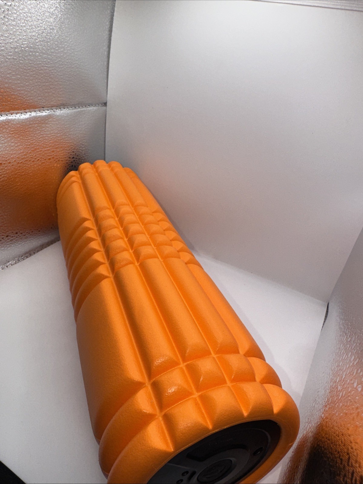 EXCELLENT TriggerPoint GRID Vibe Plus Vibrating Foam Roller 4 Speed - No Charger