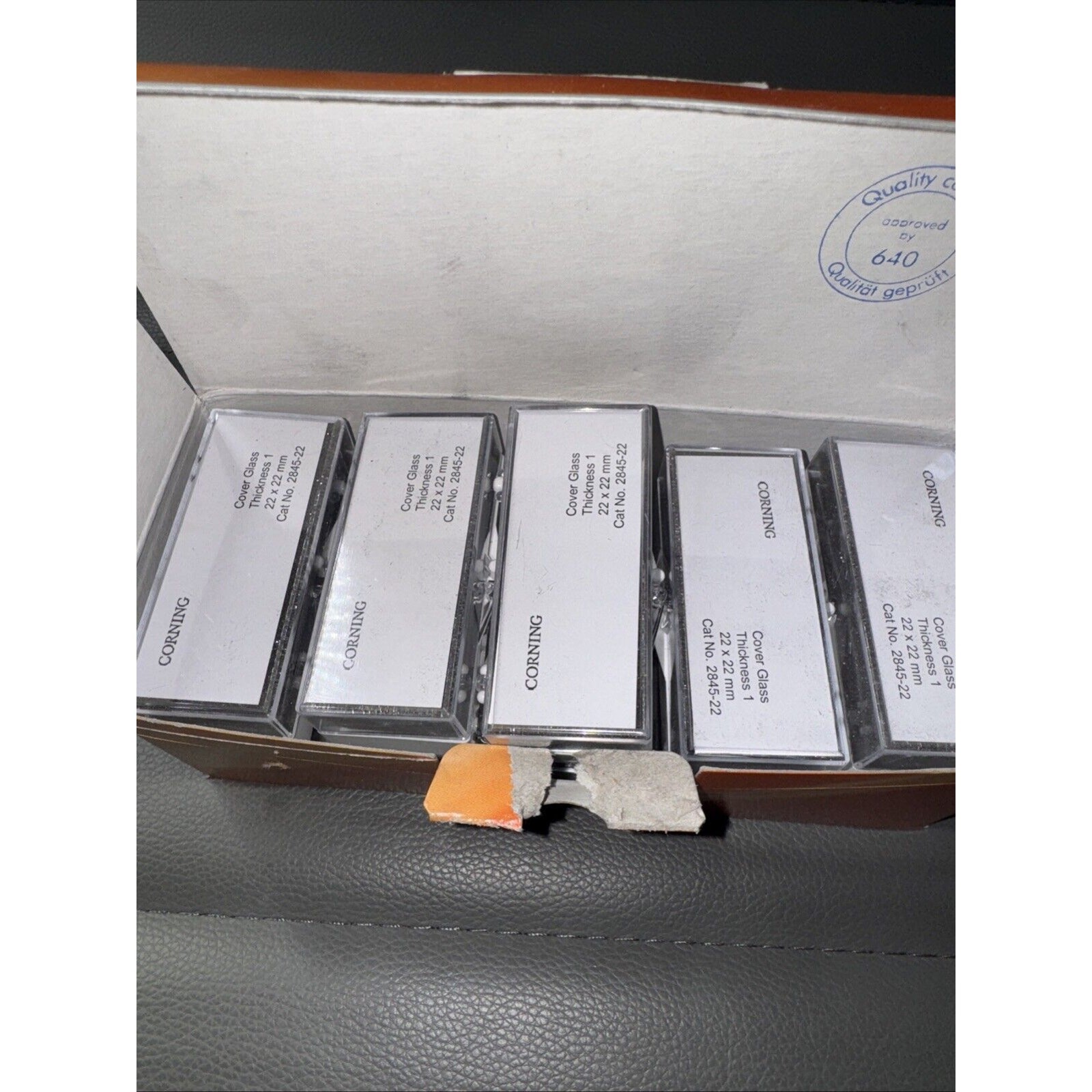Corning 2845-22, Cover Glass Square No.1, 22x22mm (case of 2000)