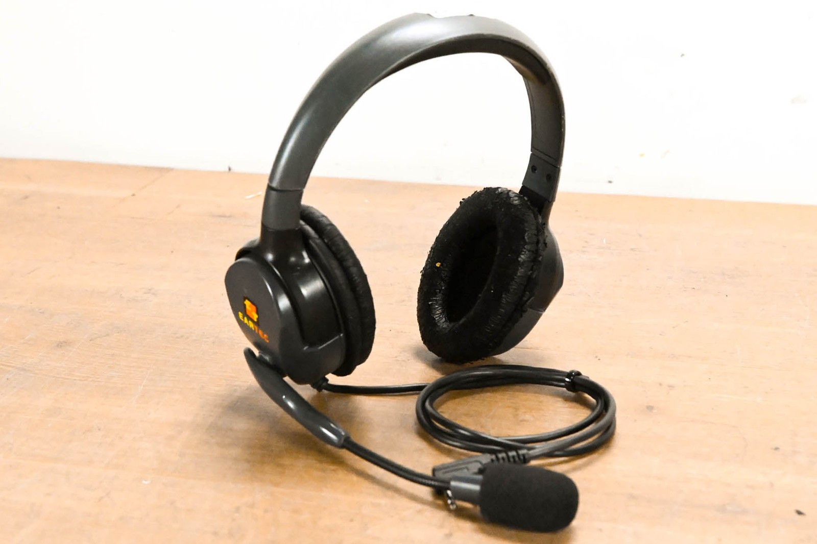 Eartec Double-Ear Wired Headset with Boom Mic CG01060