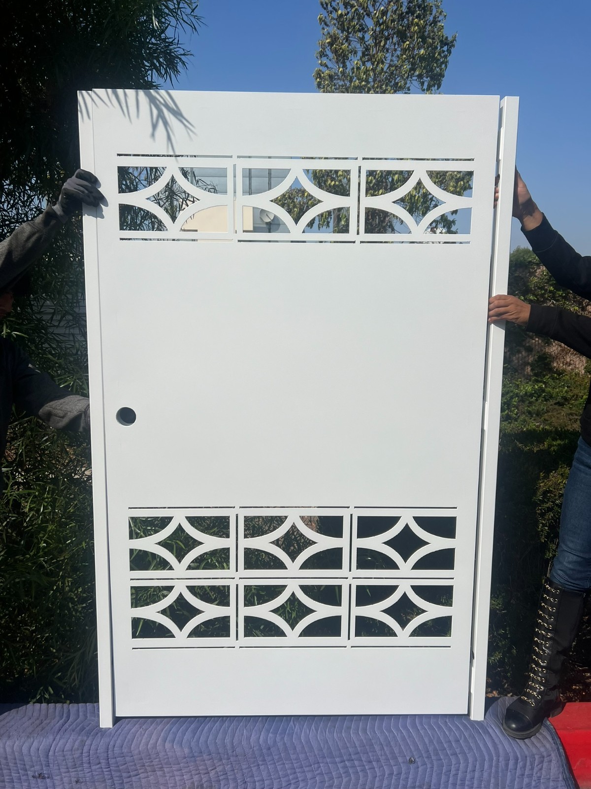 Contemporary modern metal gate, Modern Metal Gate, Custom size Art Pedestrian