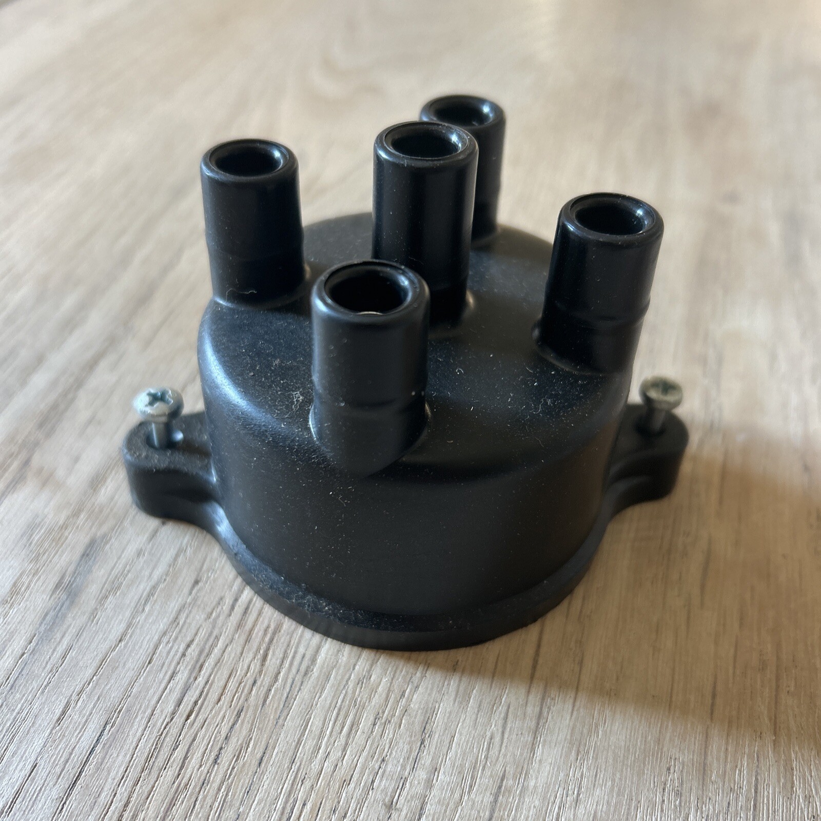 Nissan 200/240 Distributor Cap