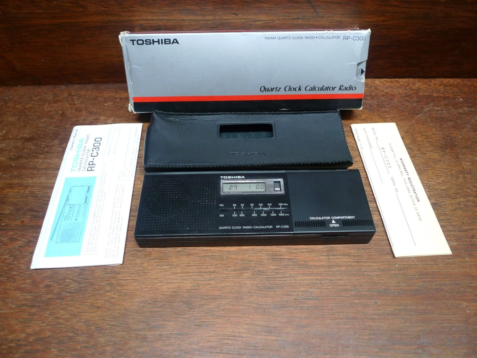 TOSHIBA QUARTZ CLOCK RADIO RP-C300 VINTAGE CALCULATOR NOS WORKS PERFECTLY