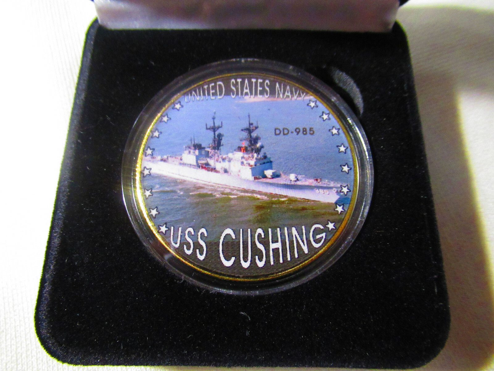 US NAVY - USS CUSHING (DD-985) Challenge Coin w/ Presentation Box