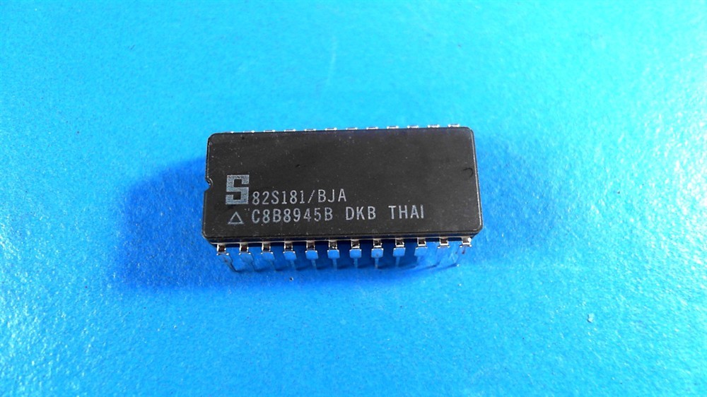 New (2pcs) 82S181/BJA SIGNETICS IC Programmable