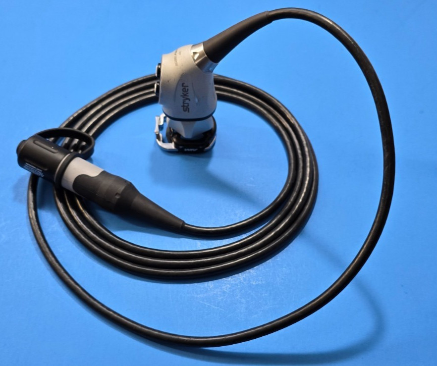 Stryker 1688 AIM 4K Camera Head with Integrated Coupler