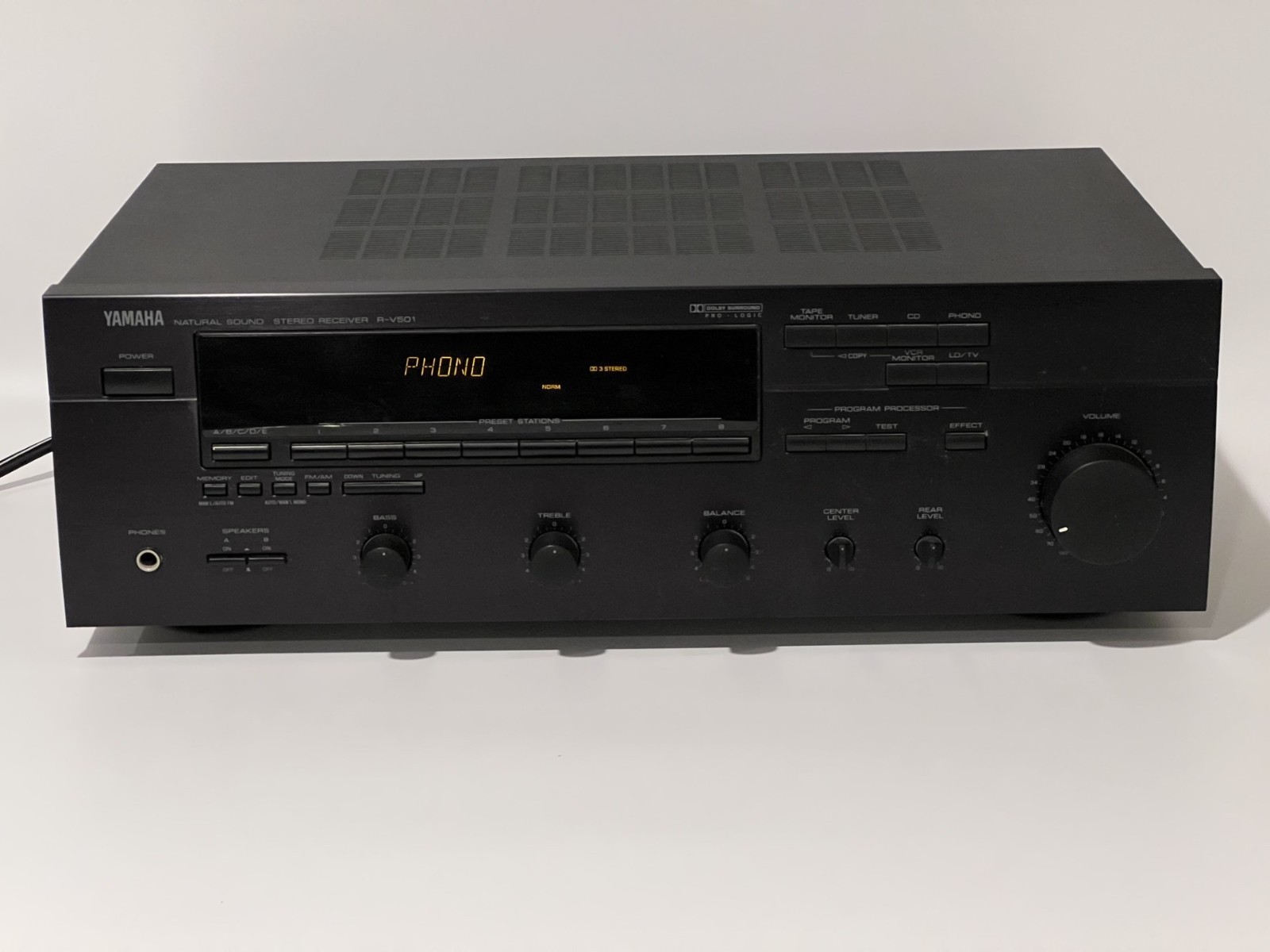 Yamaha R-V501 Natural Sound Amplifier / Stereo Receiver Dolby Pro Logic - Tested