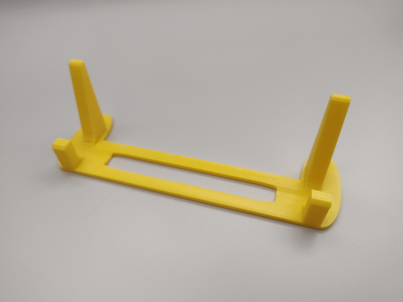 NINTENDO 2DS FTR N2DS LOW PROFILE DISPLAY STAND - CHOOSE COLOR