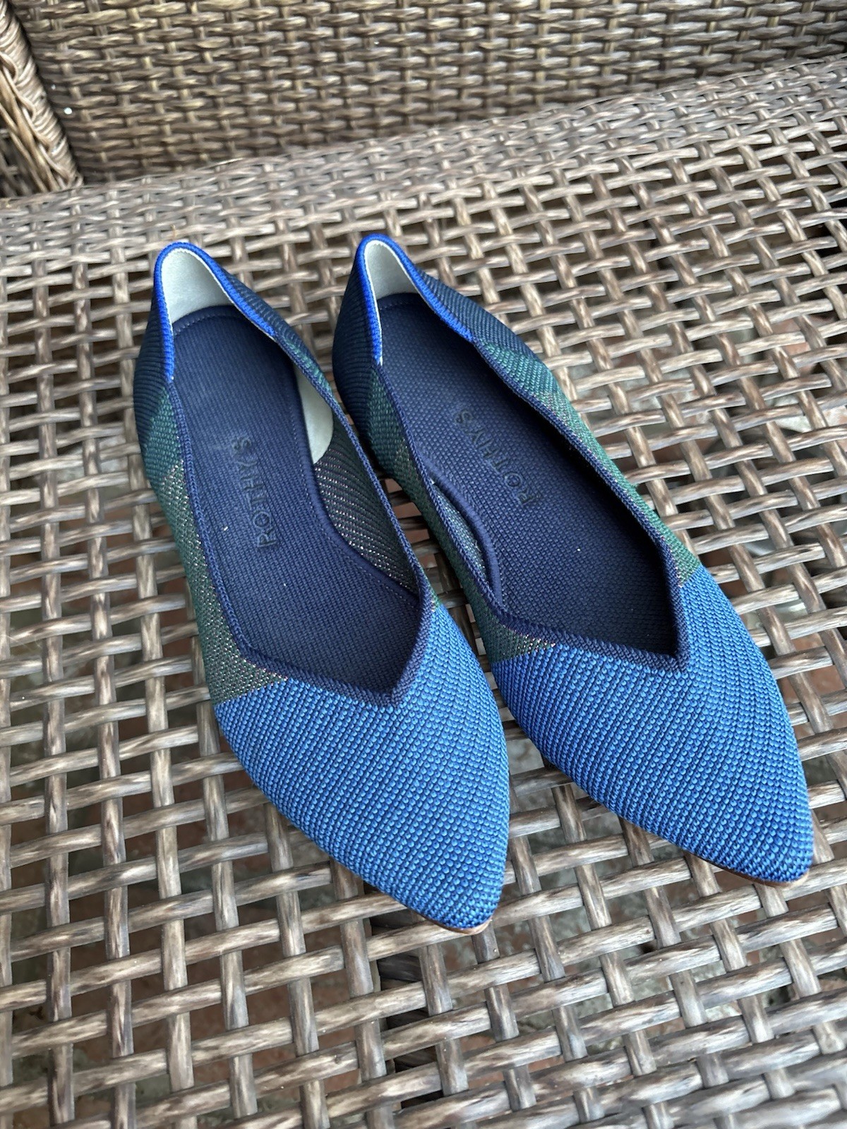 Rothy’s The Point Metallic Berry Limited Edition Size 7