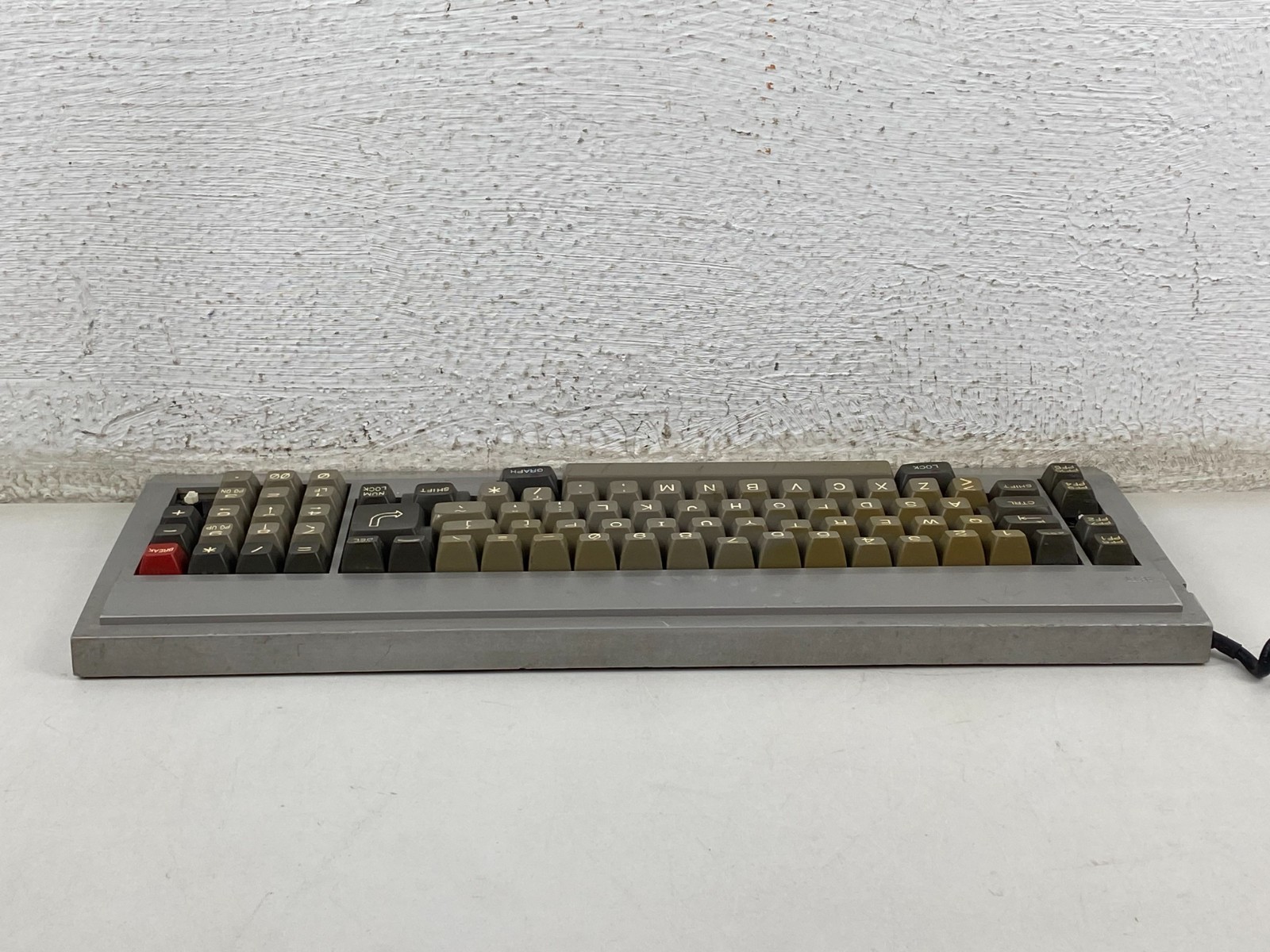 Vintage Sanyo MBC 555 Personal Computer Works