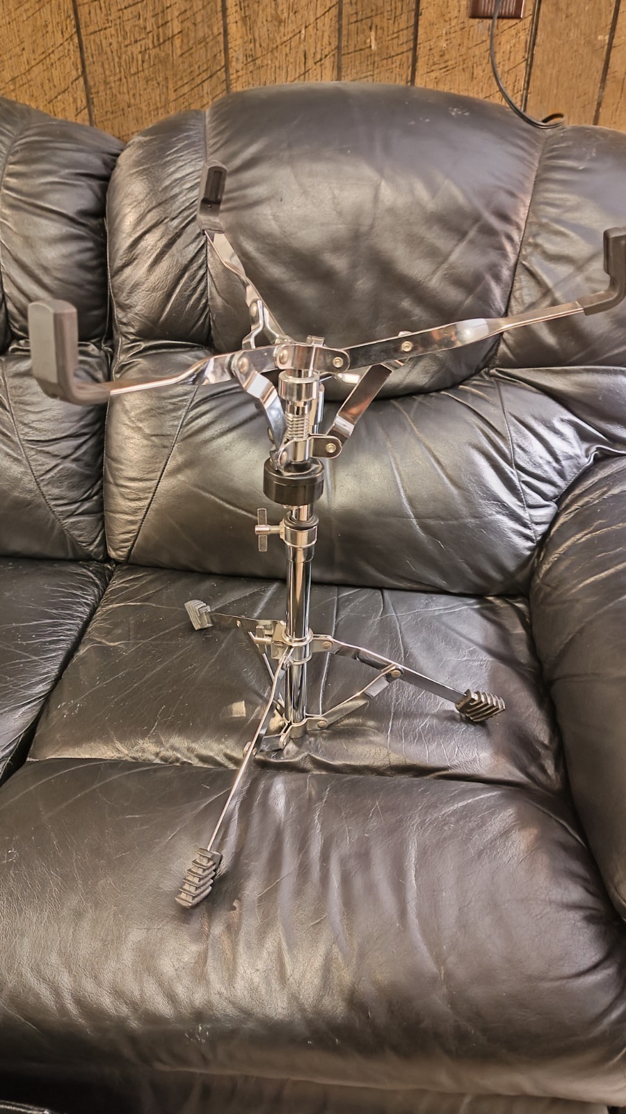 SINGLE BRACED SNARE DRUM STAND - CROME