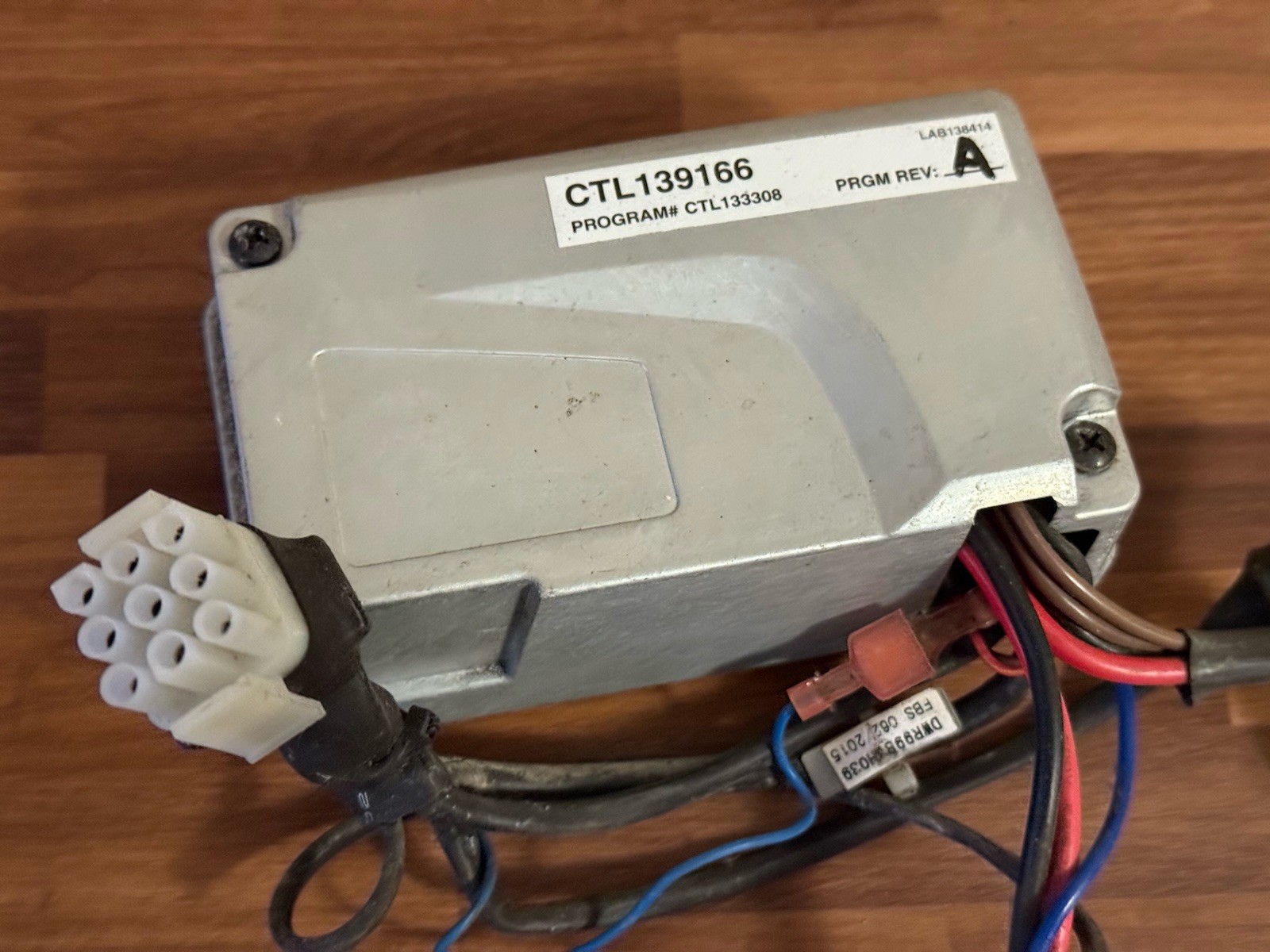 Pride Go-Go Elite Traveller Scooter DR50-B01 Control Module CTL139166 Connection