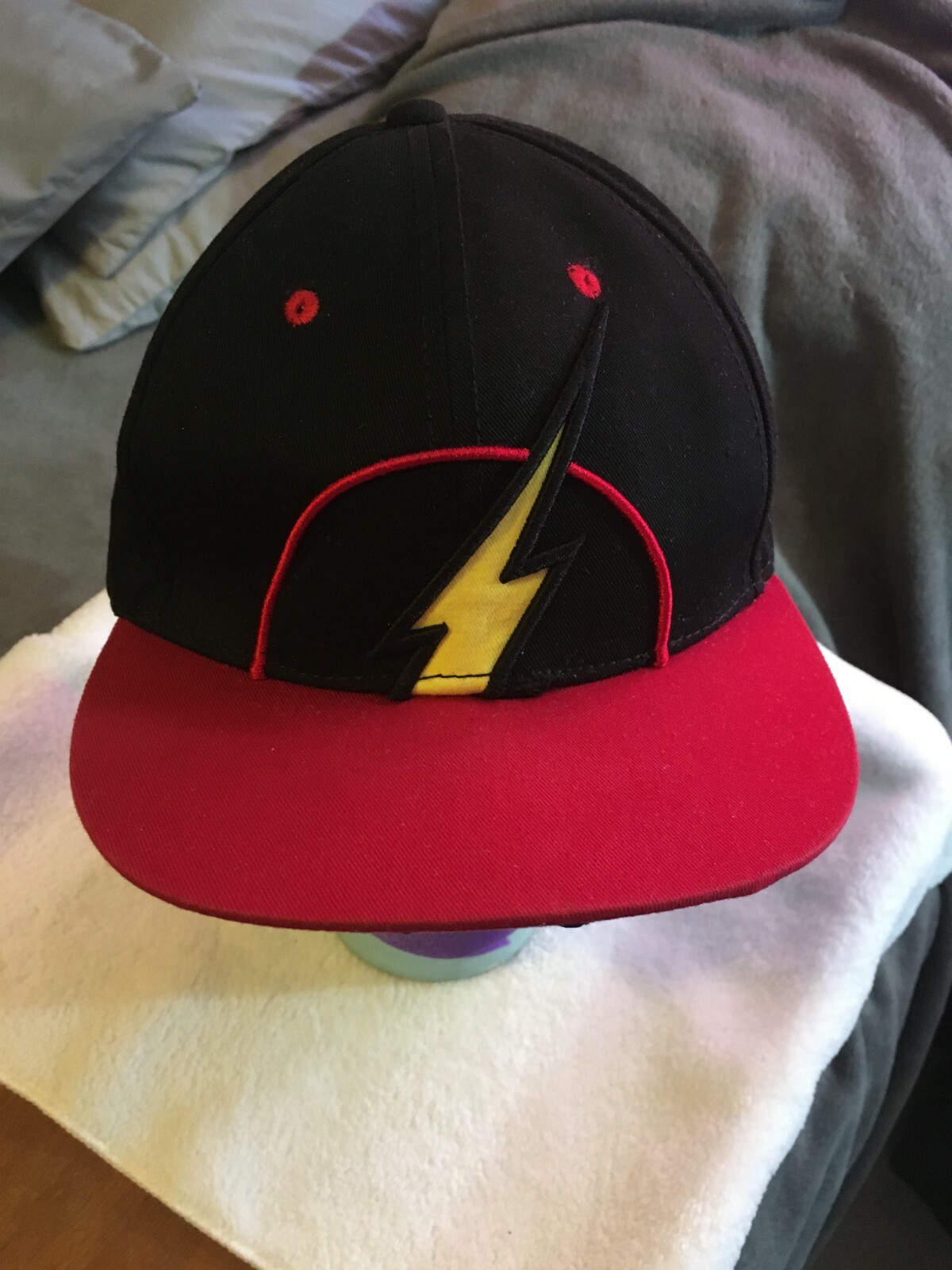 DC Comics Originals Flash baseball cap...black with red