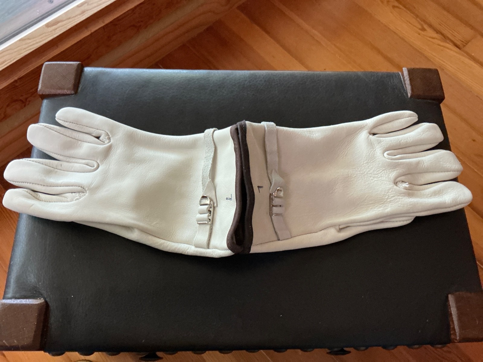 NOS Unicor Leather Wildland Firefighter Gloves Heavy Duty Work Ranching READ