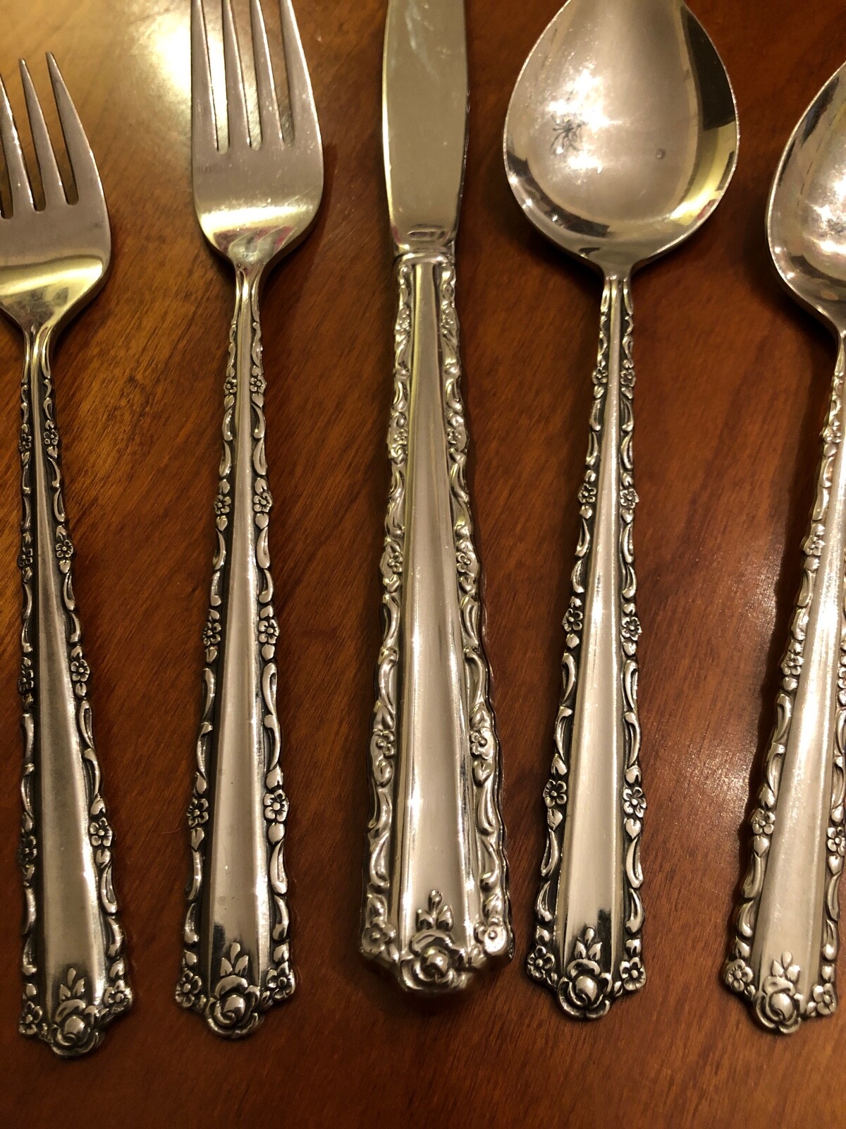 Oneida Deluxe CHERIE Stainless Flatware Choice