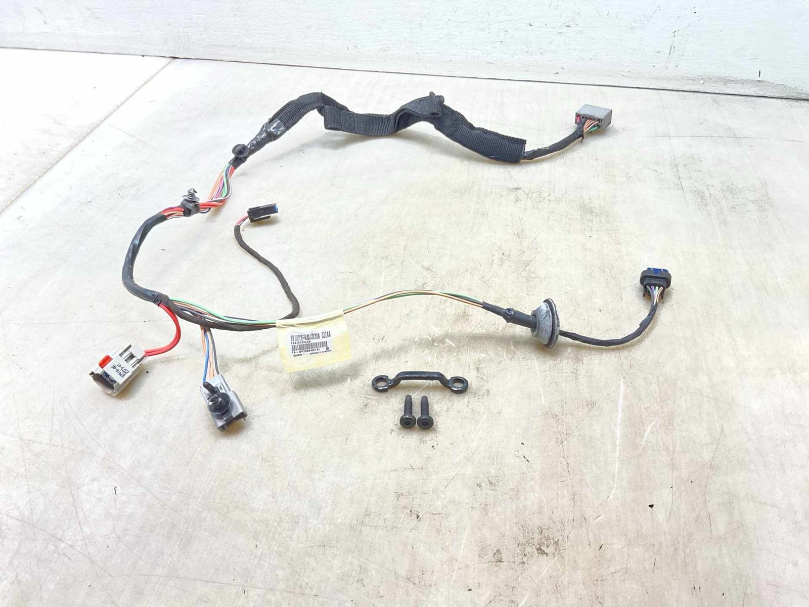 Jeep Wrangler JK Passenger Front Power Door Harness Strap 68230032AA 2014 183352