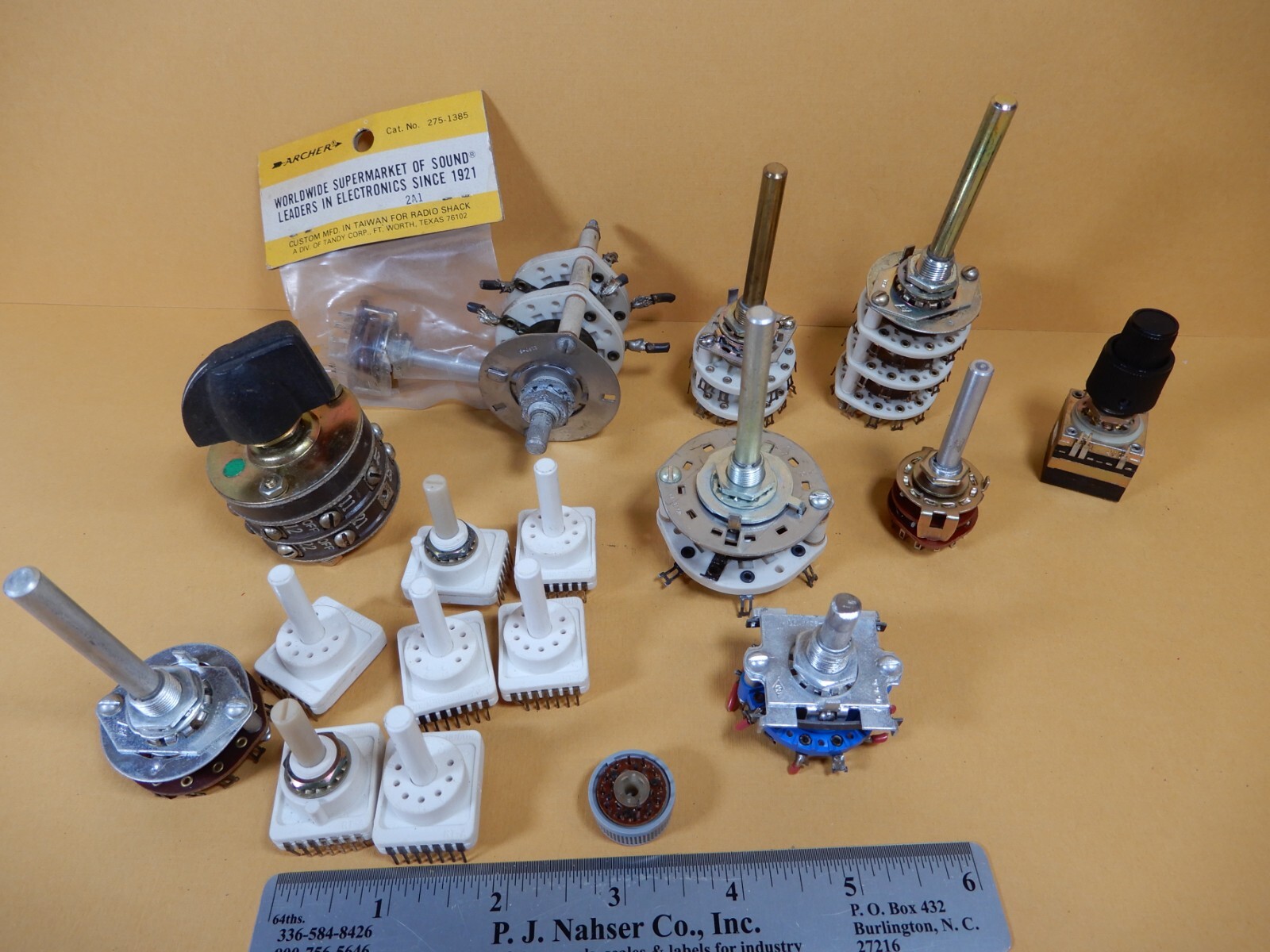 Huge Lot Assorted Makes and Types Selector Switches Jeanrenaud Centralab Esco