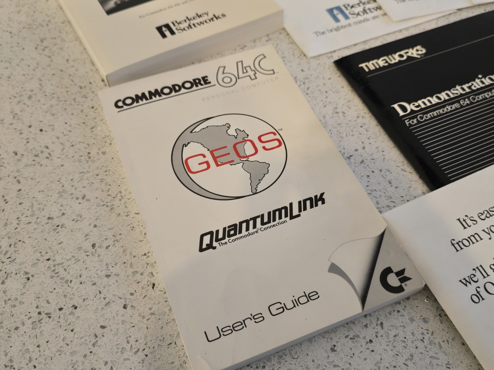 GEOS 2.0 Commodore 64 128 64C Operating System w/ Box Manuals Paperwork 80s