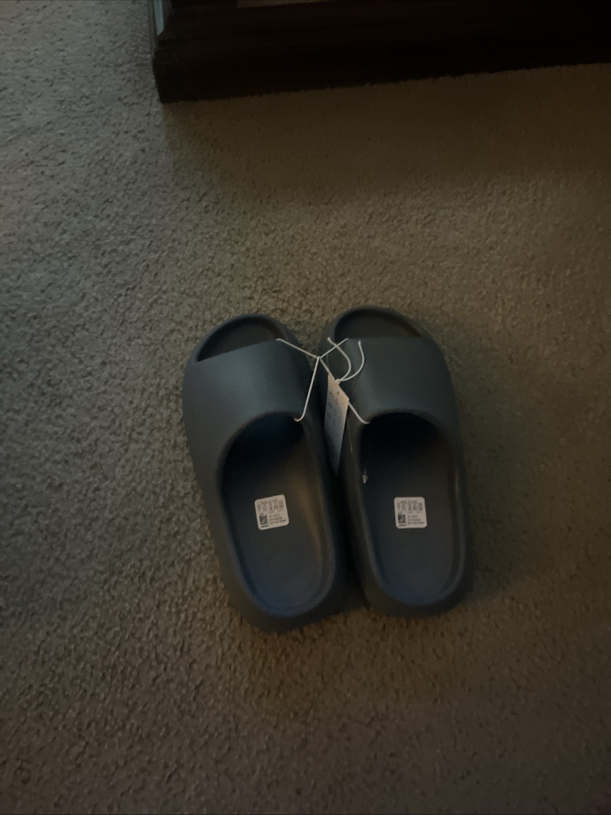 Yeezy Adidas Slides Size 7 Black Color Mens, No Original Box, Brand New