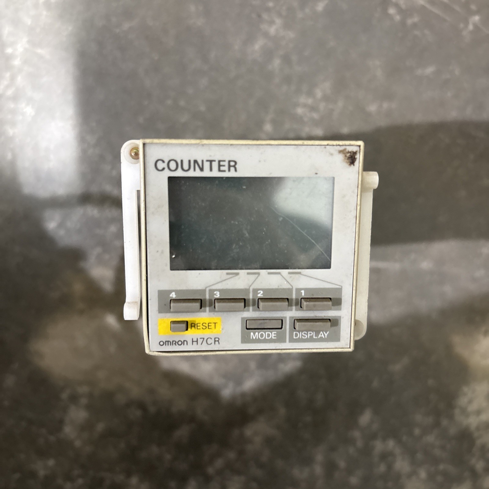 Omron H7CR-BWVG Digital Counter 6-Digit 12-24VDC/24VAC 1/16 DIN