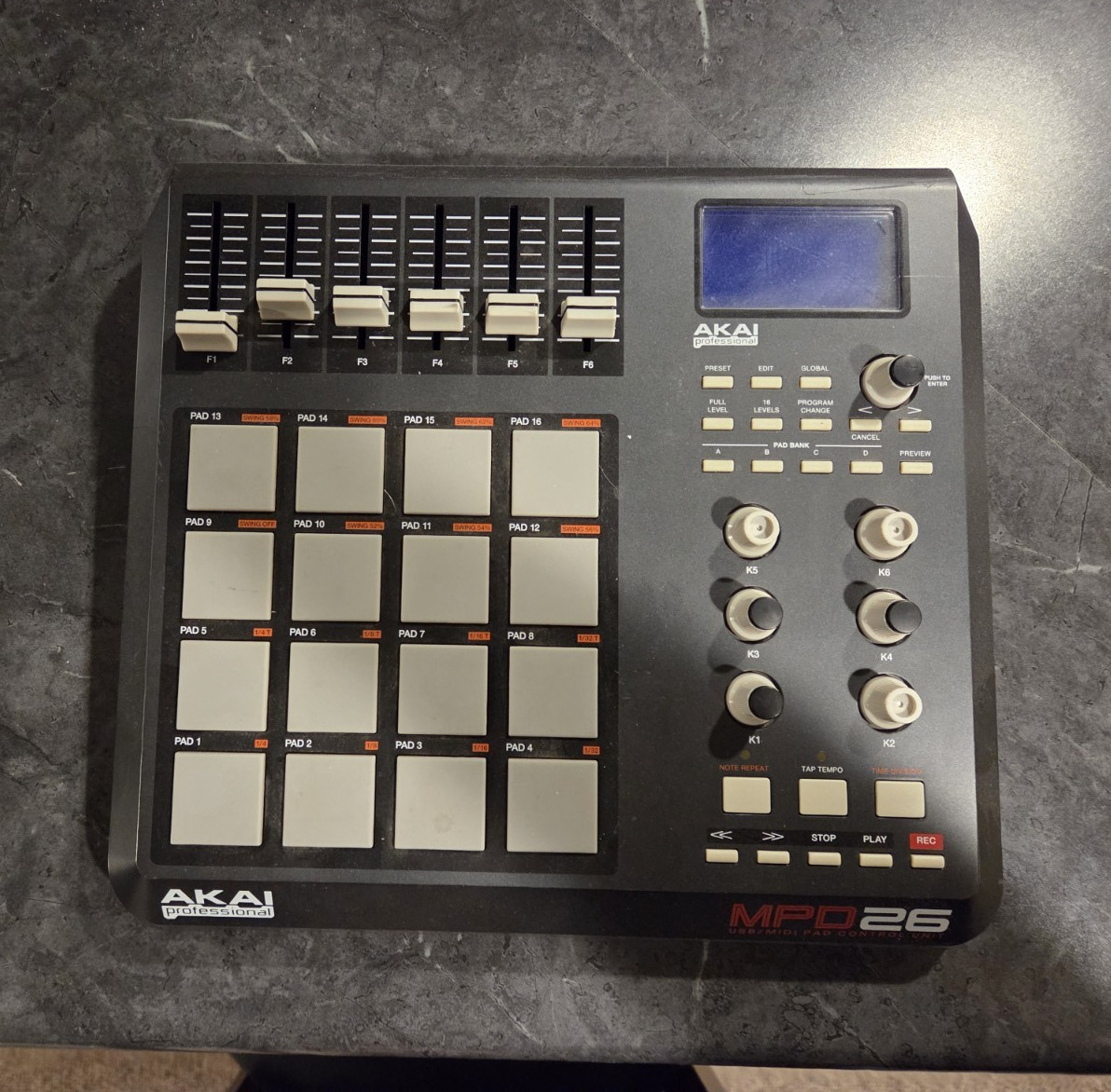 Akai Professional MPD26 USB/MIDI Pad Controller, 16 Pads, Faders