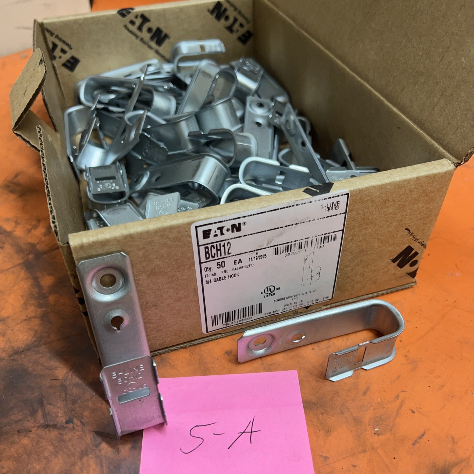 (50) 3/4” J Hook Cat12 BCH12 Eaton B-Line Data Low Voltage Cable Hooks .75" ED4U
