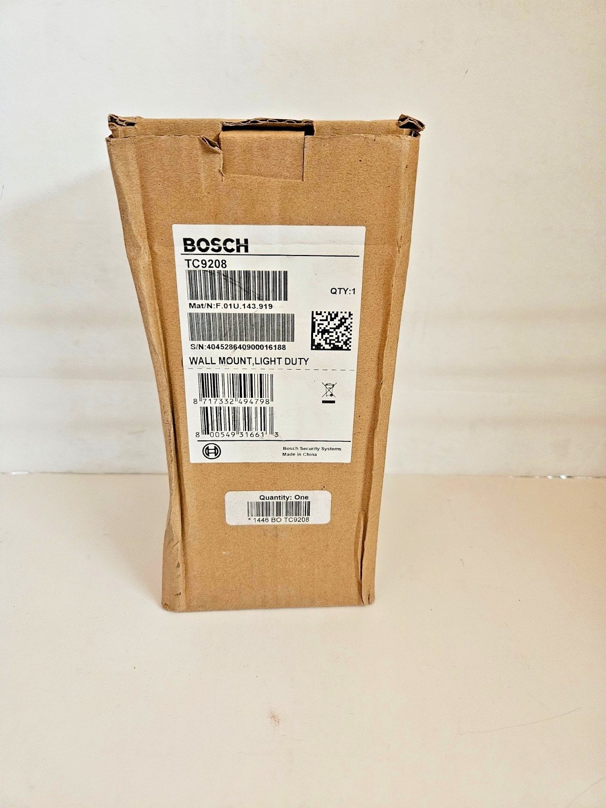 Bosch TC9208 Indoor Camera Wall Mount, 8", 4kg (8.8Lb) Max Load NEW (Open) Other