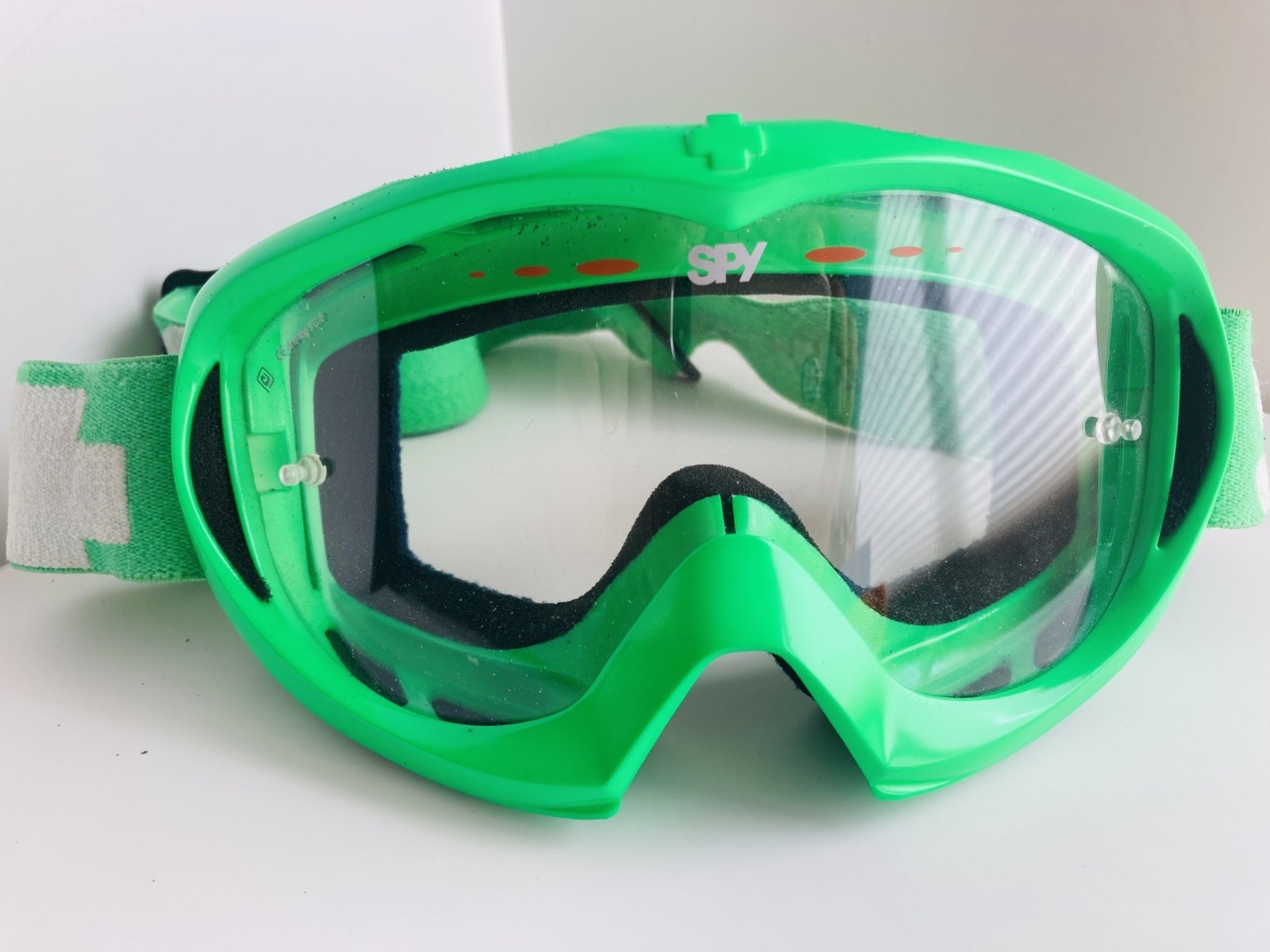 Spy+ Adjustable Full Rim Goggles Neon Green Plastic Padded Frame clear Lens J10
