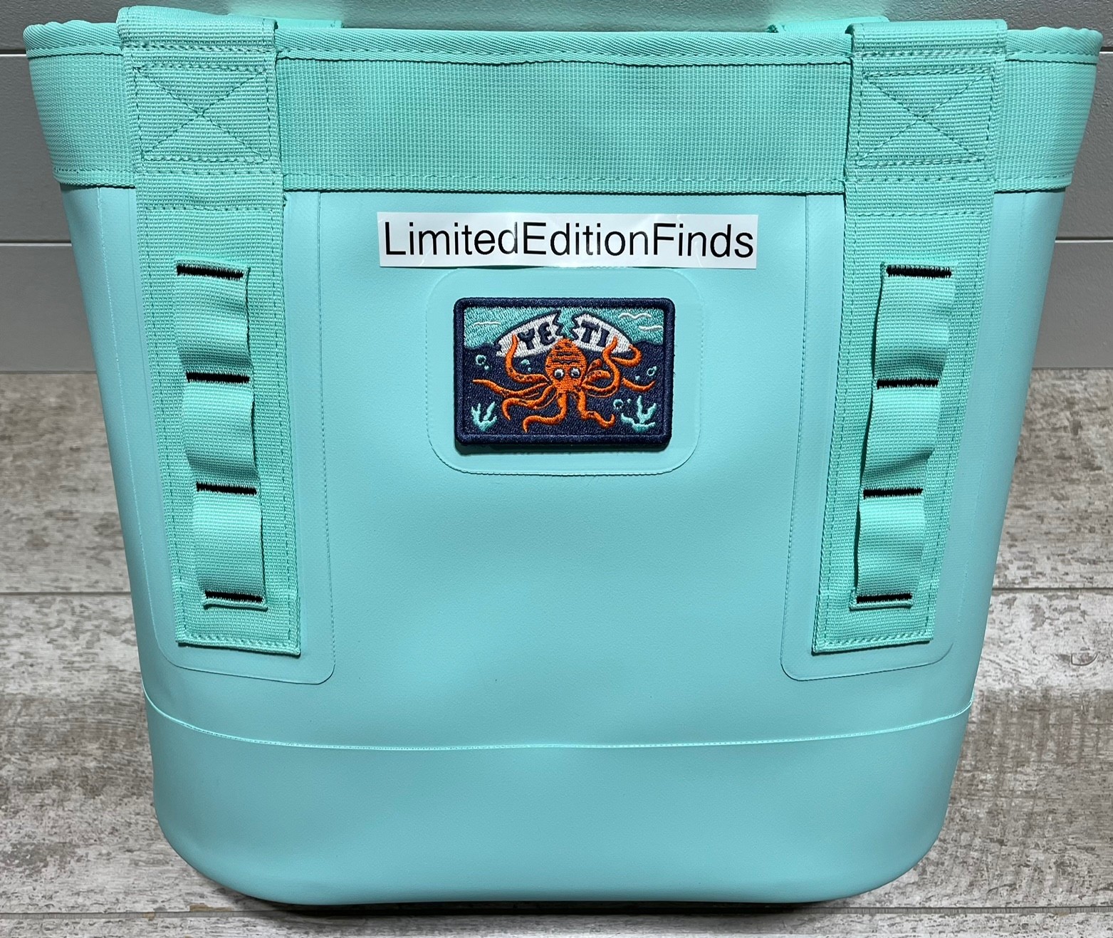 YETI Heritage🪸COASTAL🦑OCTOPUS Patch Blue🔵 Collectors Patch🔥on SEAFOAM etc..!