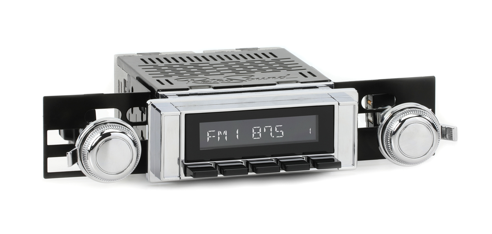 RetroRadio for 1964-65 Chevrolet Chevelle BT, AUX, AM/FM LACB-M1-111-03P-73PC