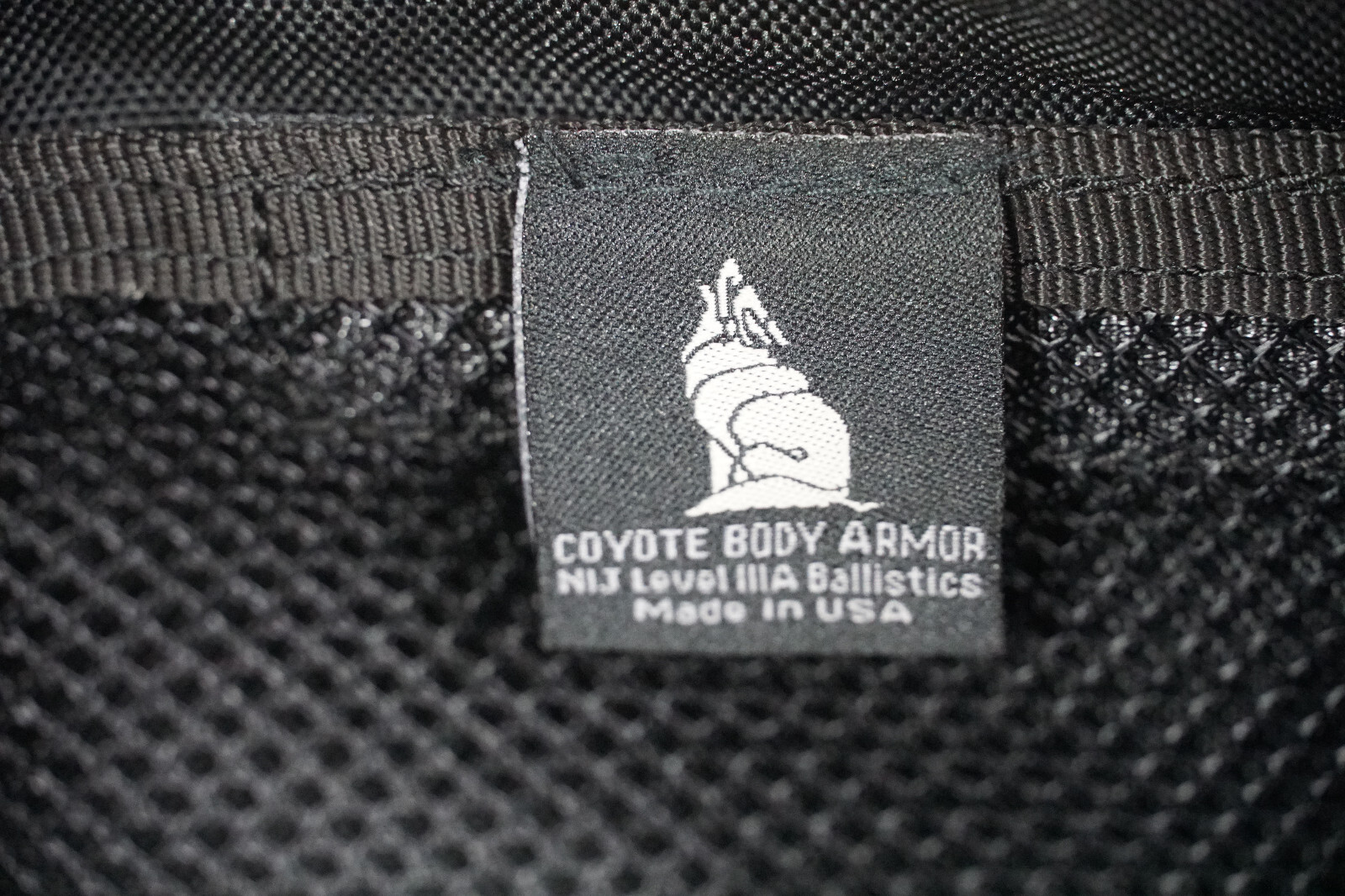 Coyote Body Armor Vest Molle Marked Level IIIA Medium/Large Black