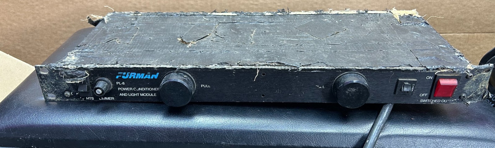Furman PL-8 Power Conditioner & Light Module