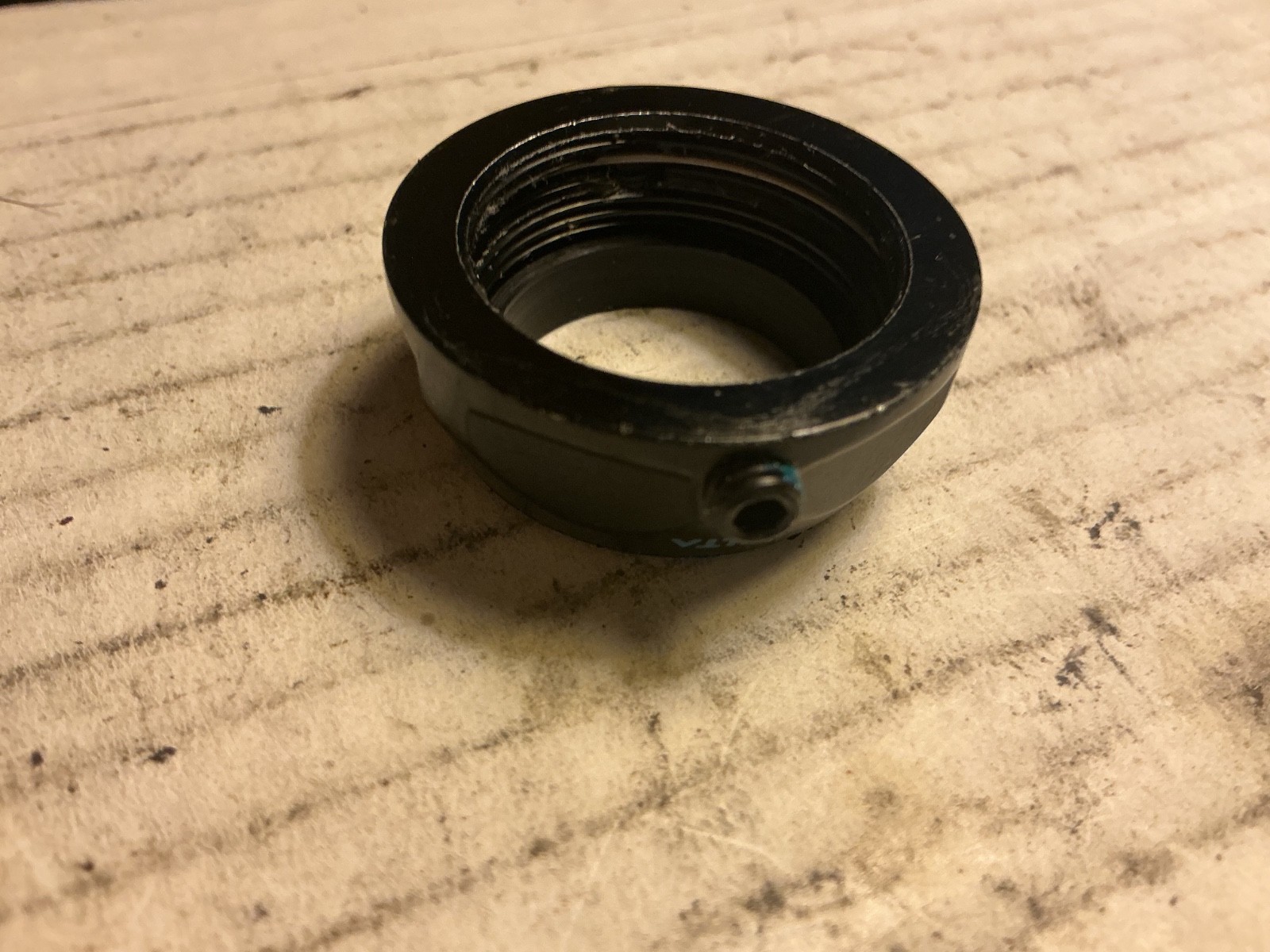 DELTA headset locking top-nut Blk 1" threaded 22.2mm