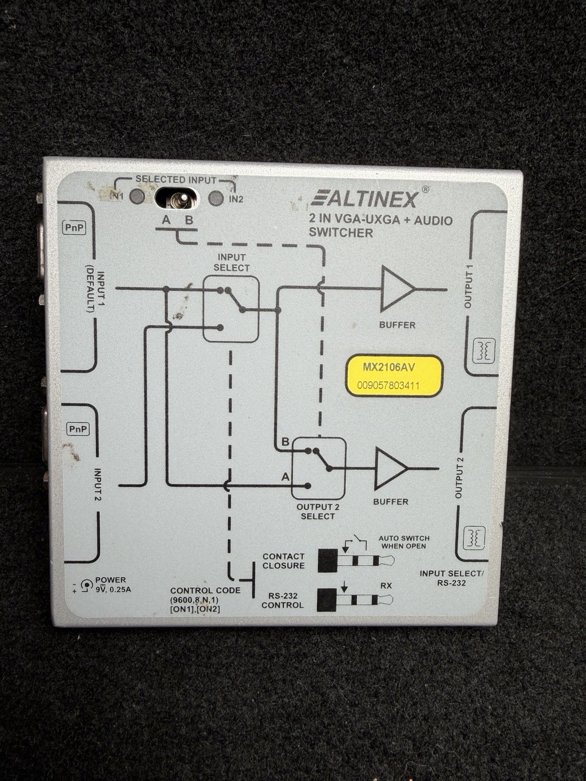ALTINEX MX2106AV 2 IN VGA-UXGA +Audio Switcher w/Switching NO POWER ADAPTER INCL