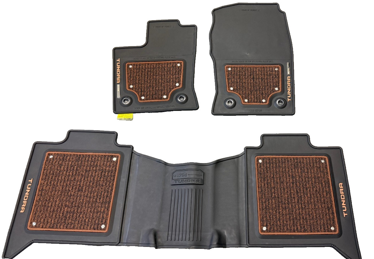 TOYOTA TUNDRA  D-CAB SPECIAL EDITION 22-2026  3 PCS BLACK/CARPET PT206-34223-20