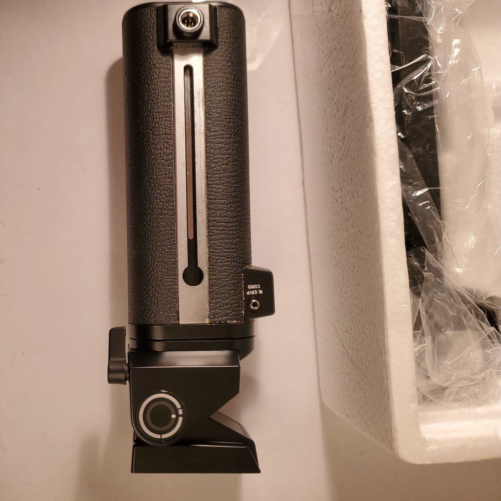 Olympus Power Bounce Grip 2 Flash Accessory for Olympus OM