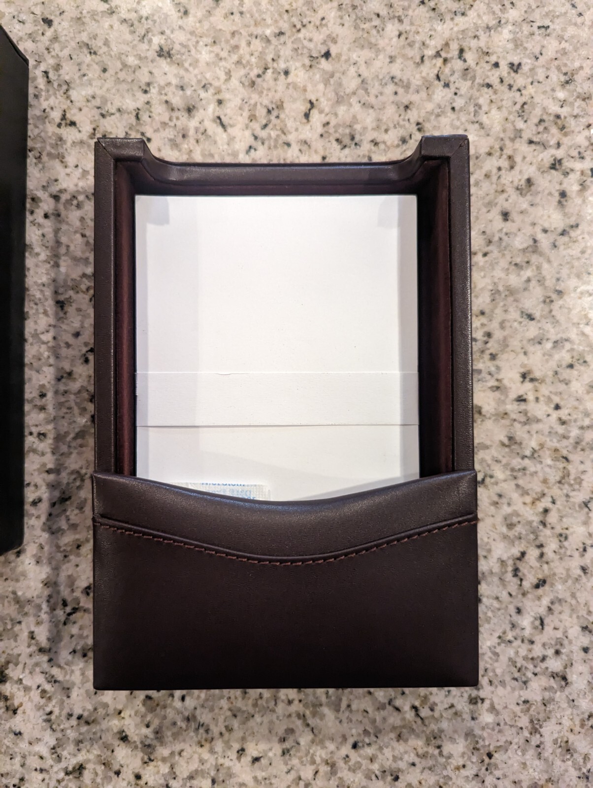 Dacasso Chocolate Brown Leather 4 6-Inch Memo Holder
