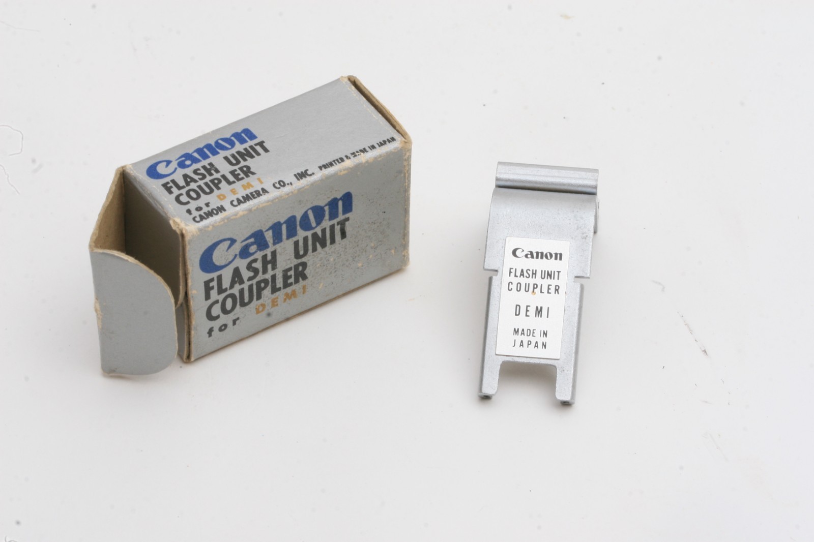 MINT Canon Flash Unit Coupler for DEMI