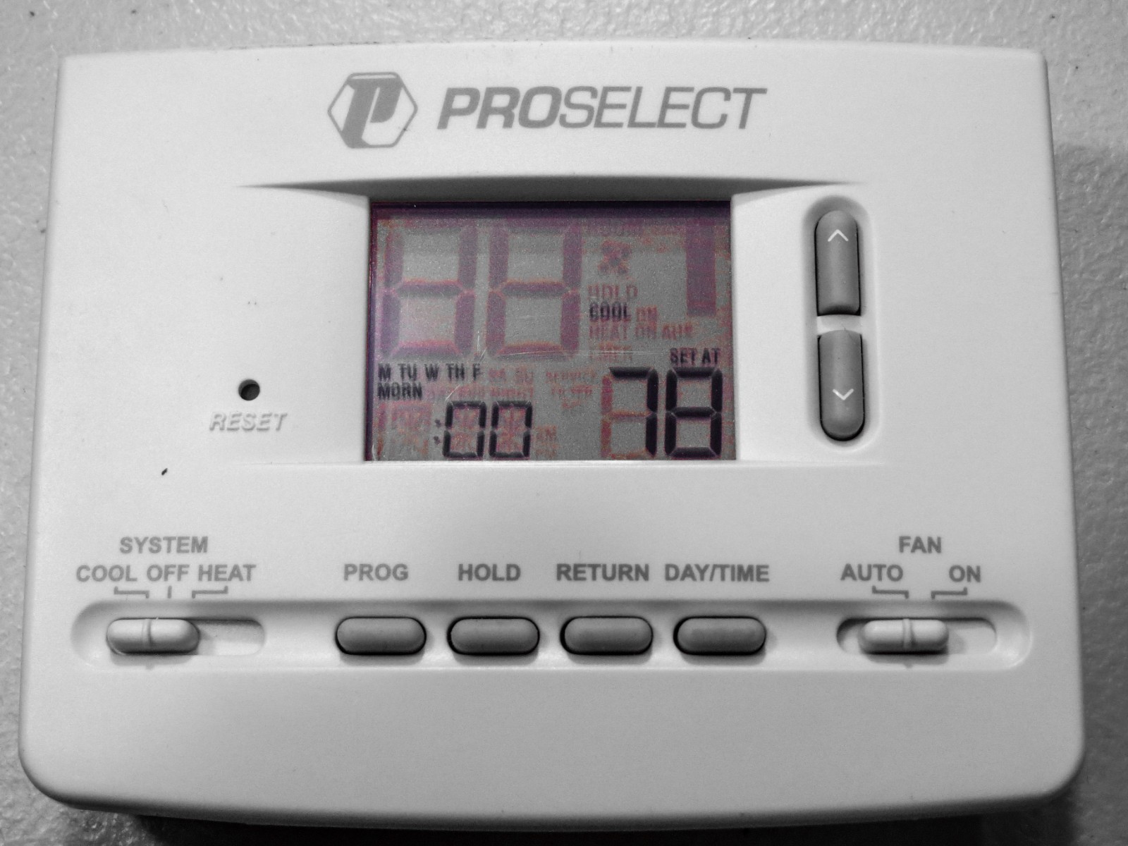 PROSELECT PSTSL11P52 Digital Display 5/2 Day Programmable Thermostat. White