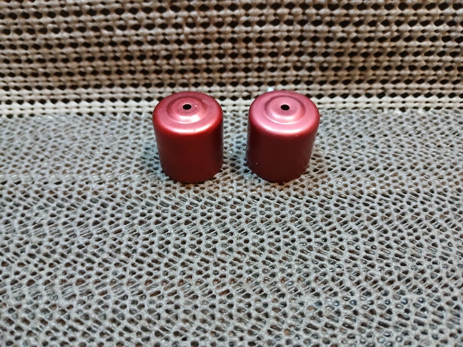 LOT OF 2*OK CUB*MODEL AIRPLANE ENGINE PARTS*FUEL TANKS*SP*SAI