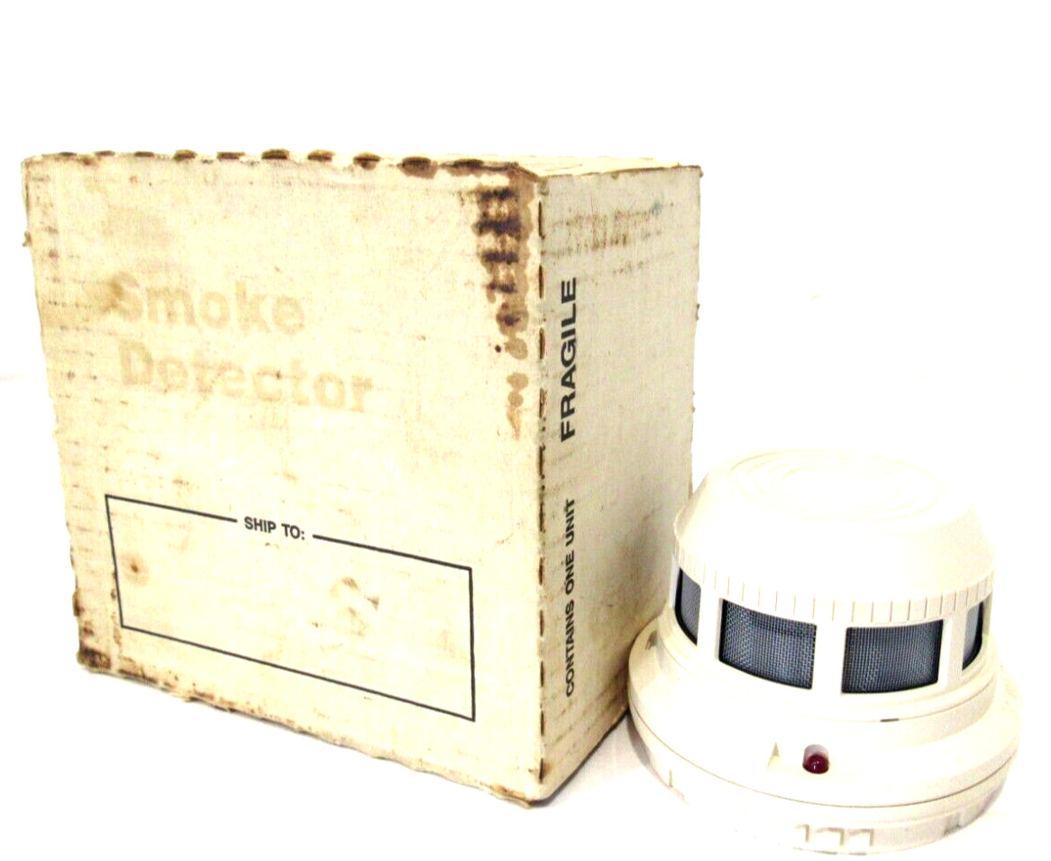 NEW HONEYWELL TC804C-1001 SMOKE DETECTOR TC804C1001