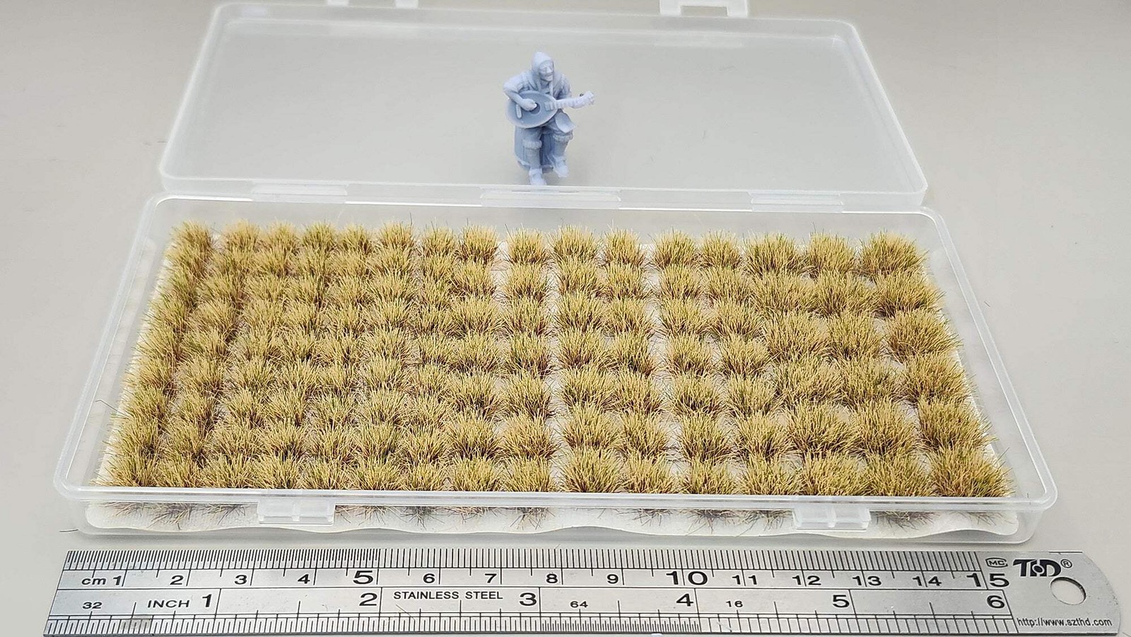 JHT - Autumn Yellow Model Grass Clusters - Self Adhesive Grass Tufts - 8mm heigh