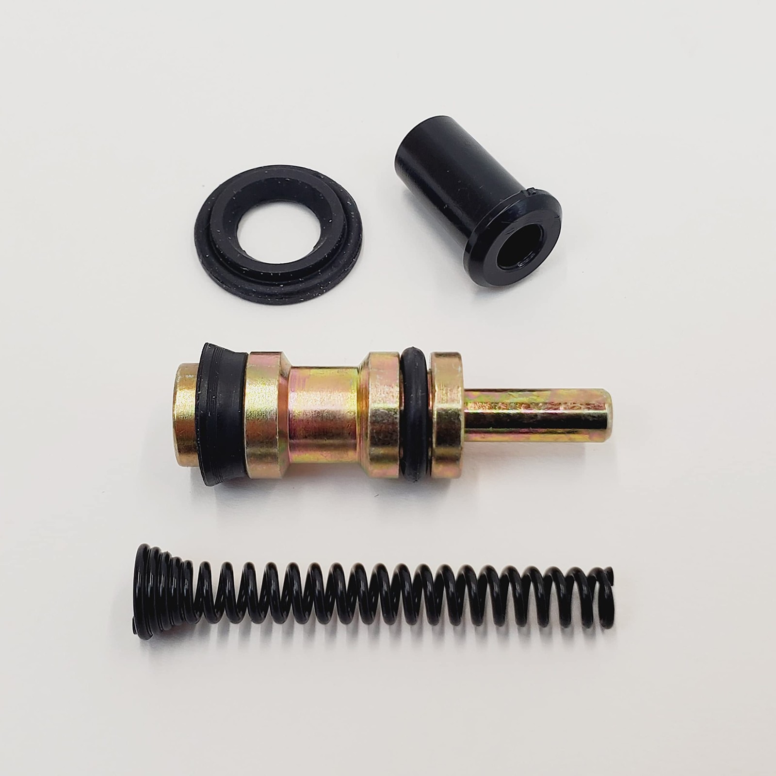 9/16” Bore Front Brake Master Cylinder Rebuild Kit for 1996-2007 Electra...