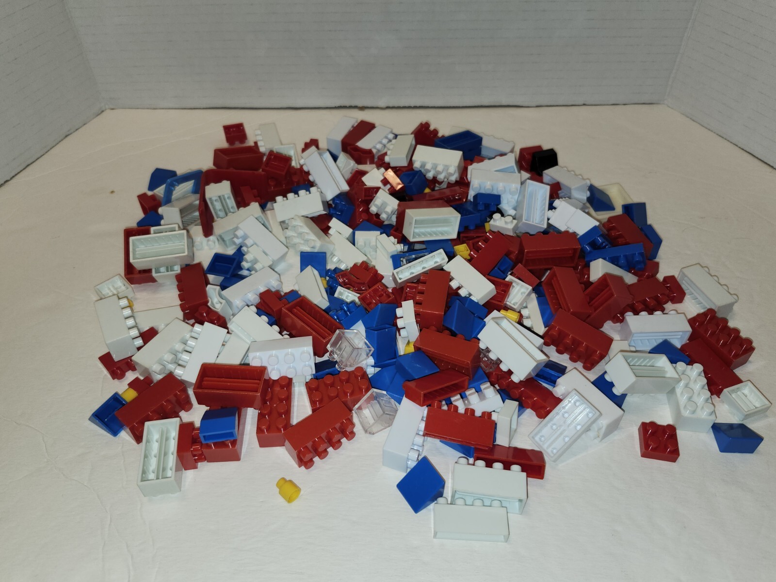 KO Building Block Lot 1 Pound Assorted Parts And Pieces TA2