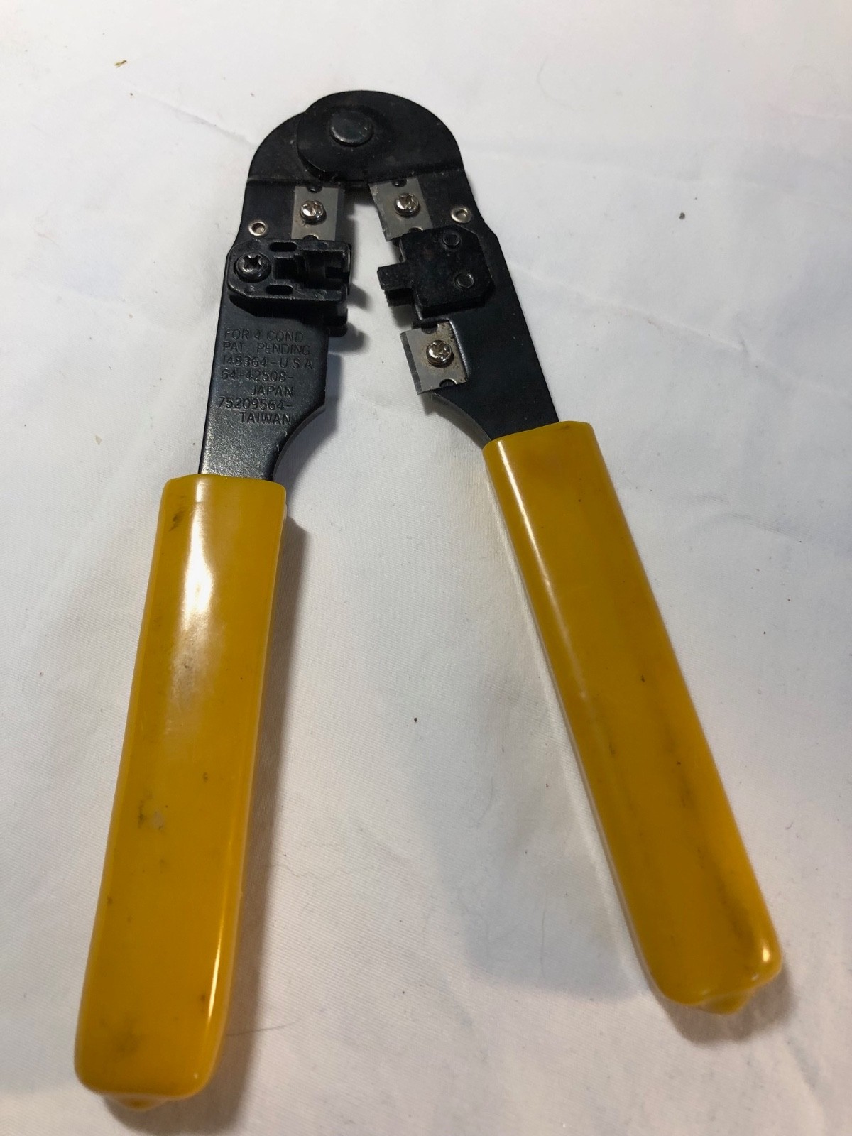 RJ11 4C Wire Strip and Crimper